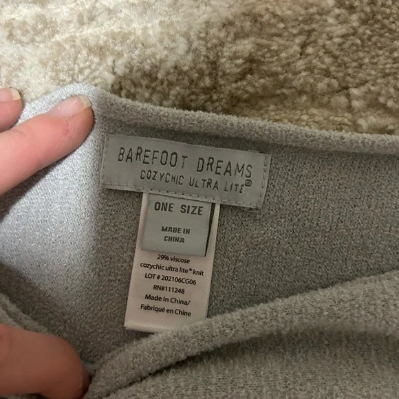 Barefoot Dreams Cozychic Ultra Lite Poncho in Blue Water - Picture 5 of 7